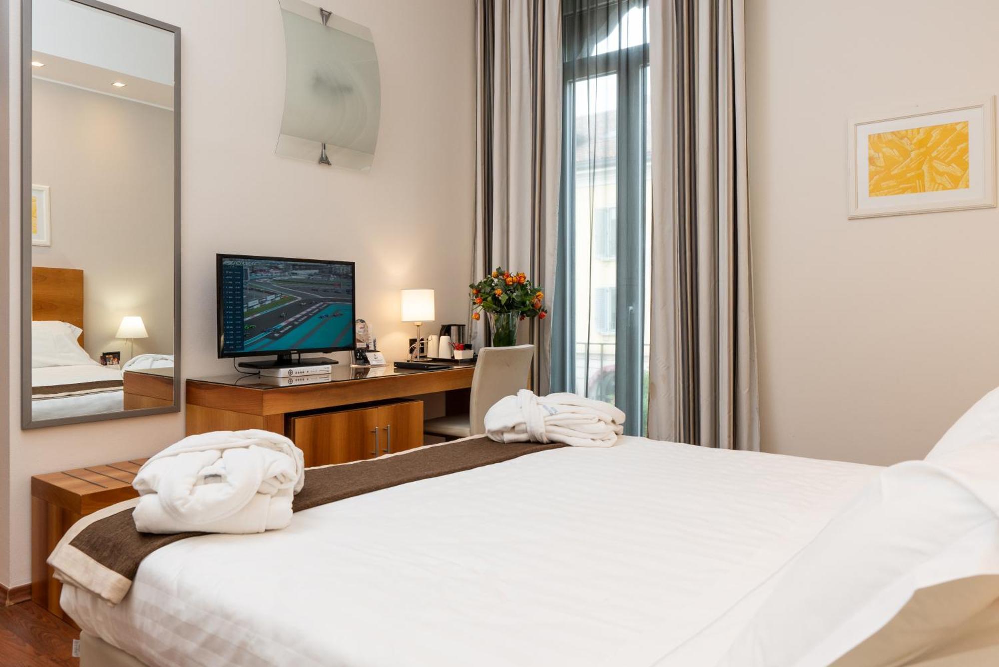 Hotel Royal Falcone Μόνζα Εξωτερικό φωτογραφία