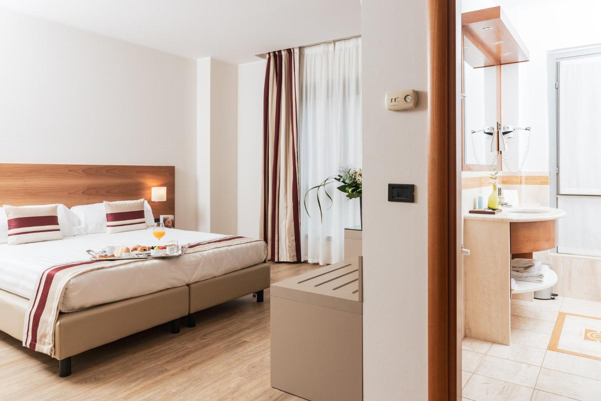 Hotel Royal Falcone Μόνζα Εξωτερικό φωτογραφία
